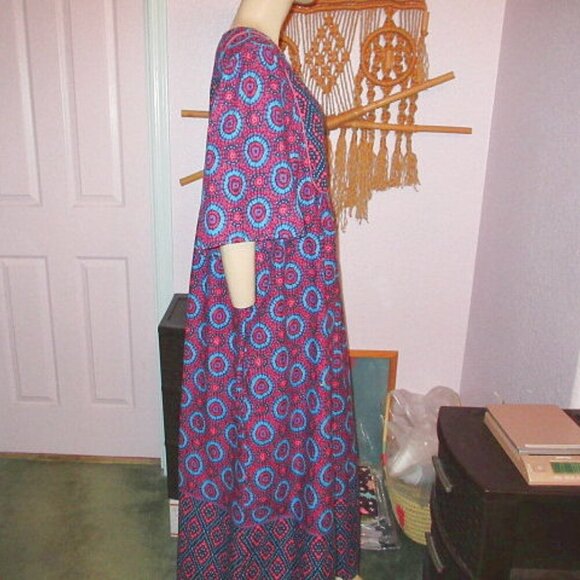 Only Necessities Maxi Dress Size 3X Pockets Artsy Patio Mumu Caftan Casual Boho - Picture 7 of 10